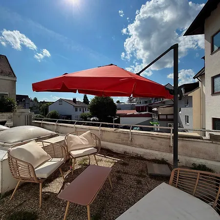 Artefact Designer-apartment Mit Dachterrasse