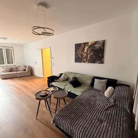 Artefact Designer-apartment Mit Dachterrasse